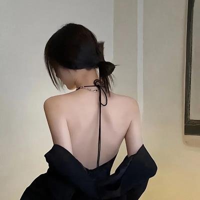 游艇春色